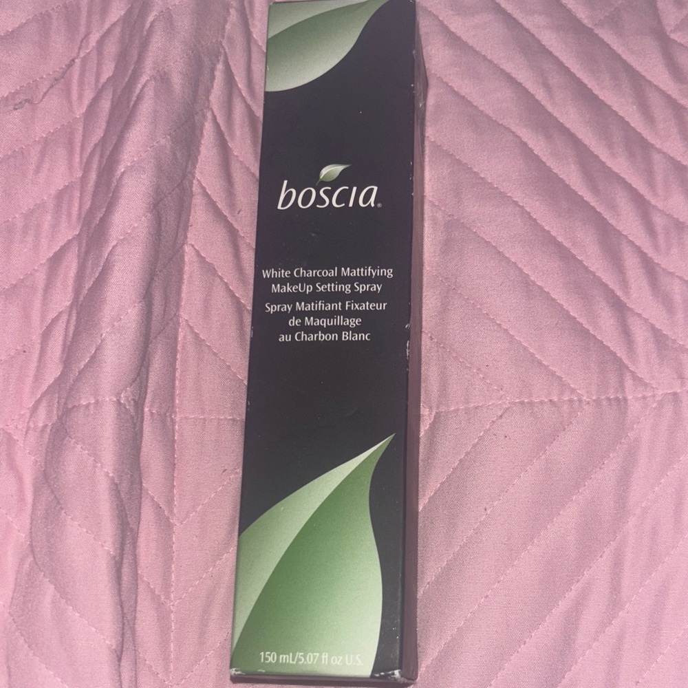 Boscia Charcoal Setting Spray in Black and Green